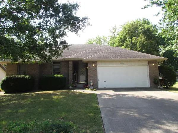 1448 E Lee Street, Republic, MO 65738