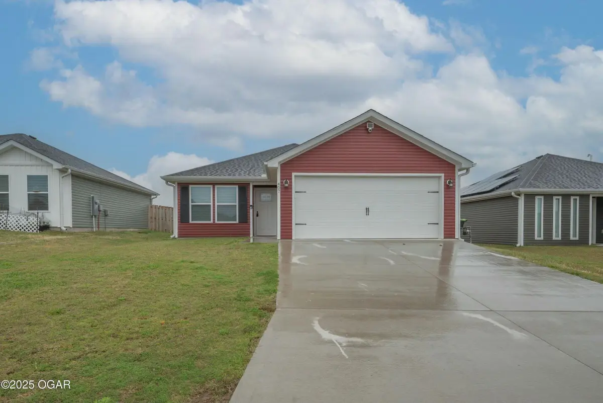 407 Eagle Edge Drive, Duenweg, MO 64841 - Image #1