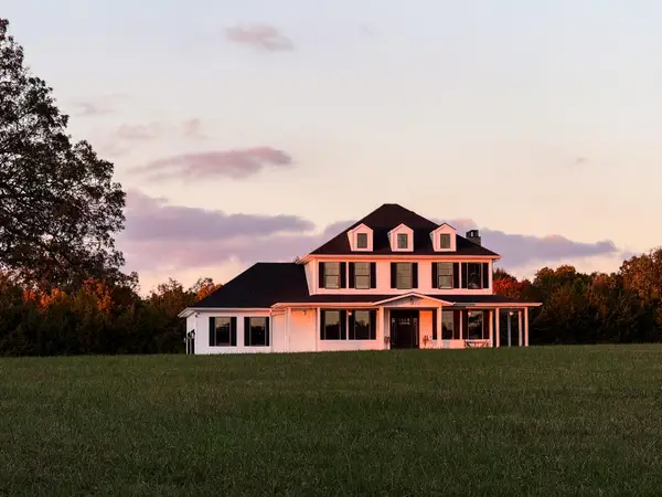 10205 Webster County Line Road, Conway, MO 65632