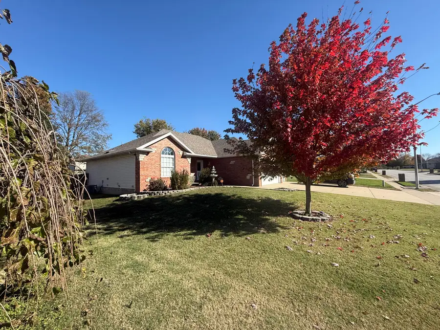 3551 W Cole Street, Battlefield, MO 65619 - Image #2