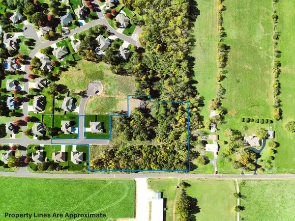 000 Woodland Hills, Monett, MO 65708