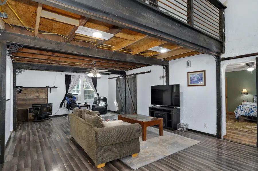 275 Rhea Street, Stotts City, MO 65756 - Image #3