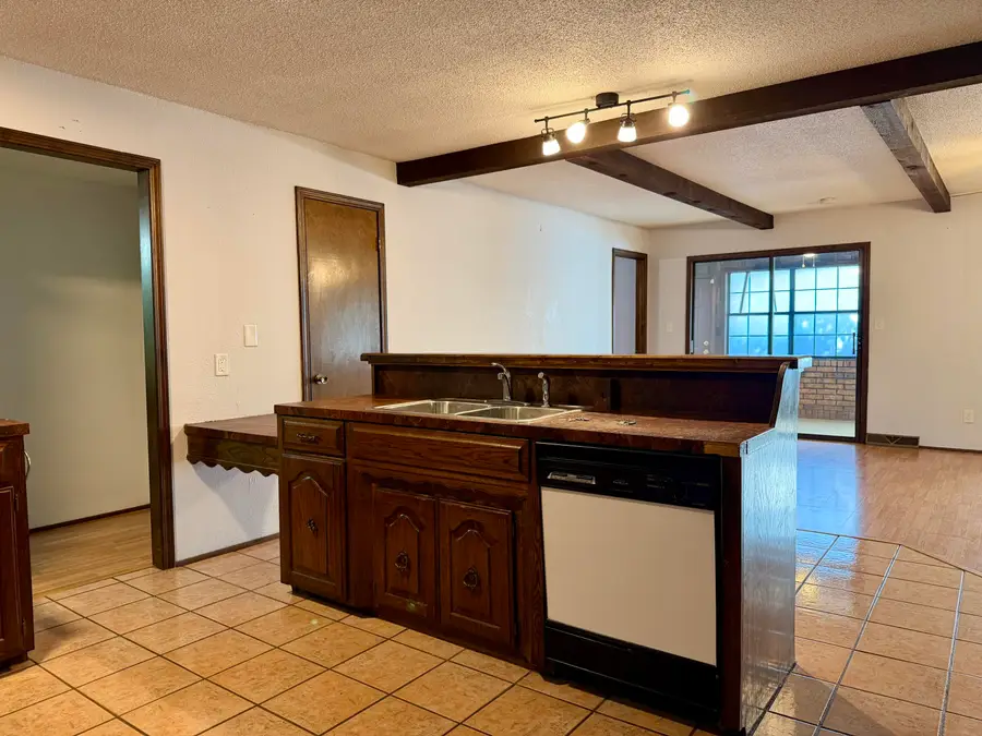 1018 S Lillian Avenue, Bolivar, MO 65613 - Image #3