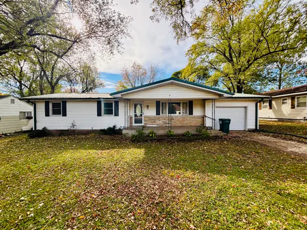 308 E Jefferson Avenue, Pierce City, MO 65723