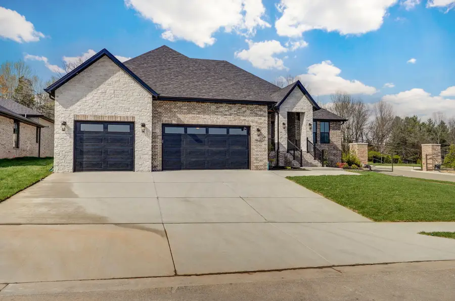 3945 E Woodhue Street, Springfield, MO 65802 - Image #2