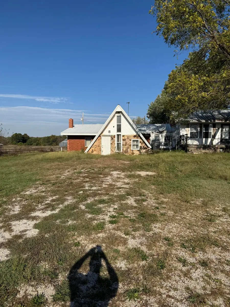 3505 SE 1379 Road, Weaubleau, MO 65774 - Image #2