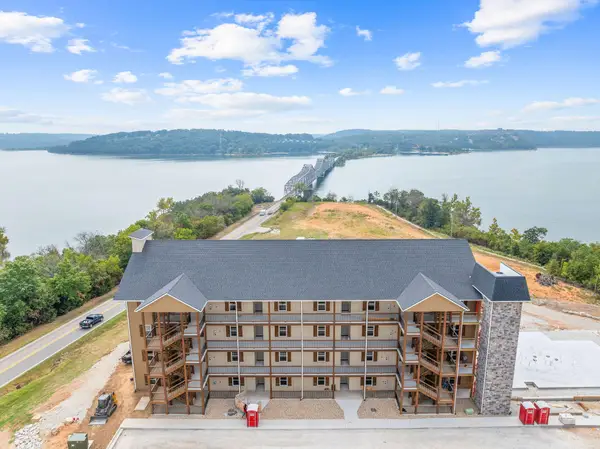 74 Bridgewater Loop #2, Kimberling City, MO 65686