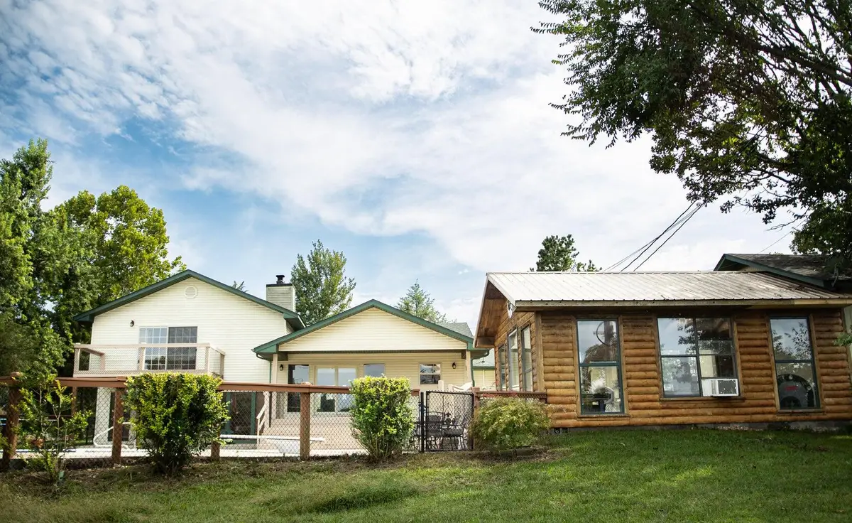 12655 Farm Road 2205 Circle, Cassville, MO 65625 - Image #1