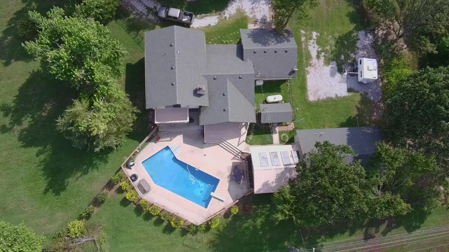 12655 Farm Road 2205 Circle, Cassville, MO 65625 - Image #2