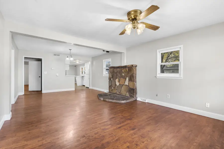 2336 W Nichols Street, Springfield, MO 65802 - Image #2