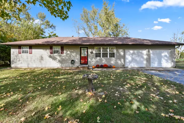 4141 W Ridgeview Street, Battlefield, MO 65619
