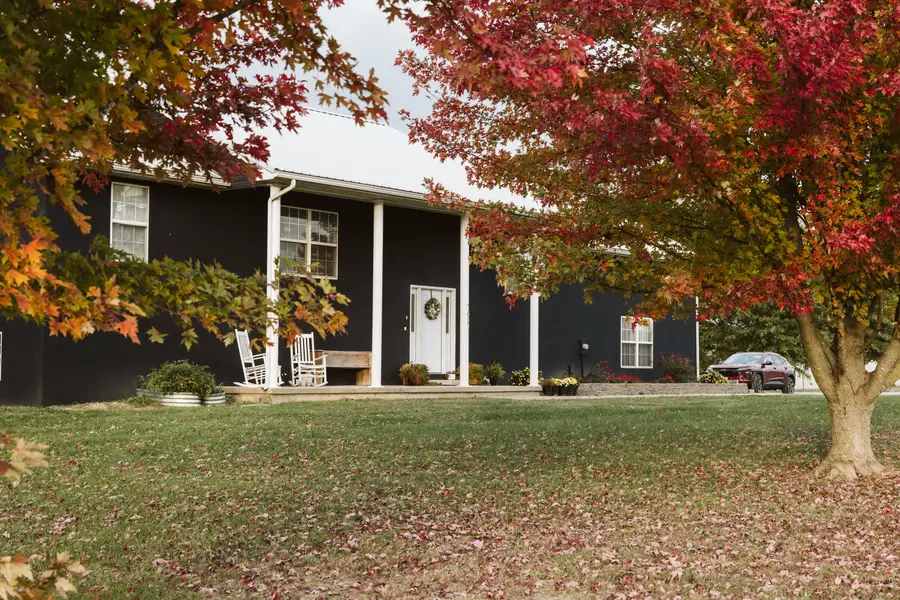 1637 E 541st Road, Brighton, MO 65617 - Image #2