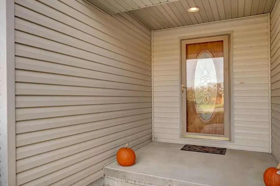 511 S Redbud Avenue, Strafford, MO 65757 - Image #2