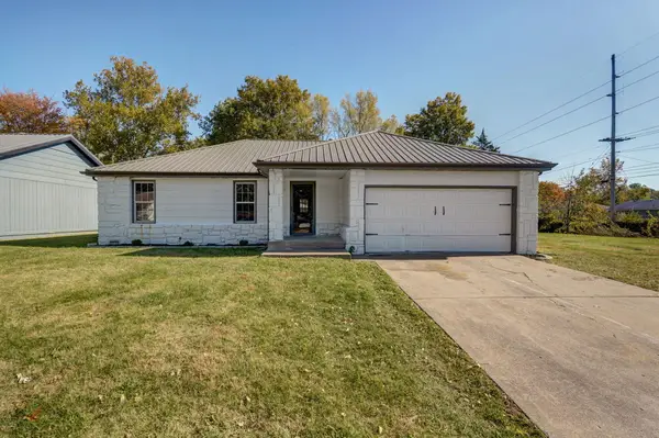 2558 S Fort Avenue, Springfield, MO 65807