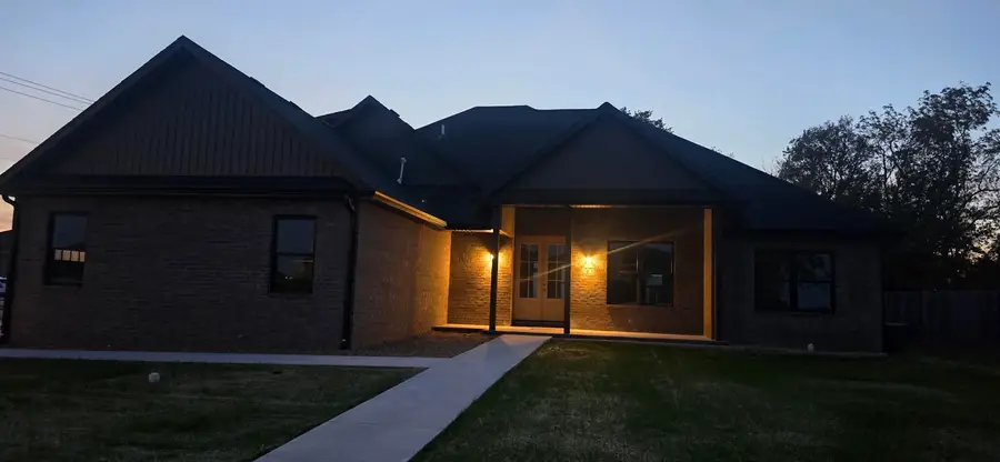 381 S Hartford Avenue, Bolivar, MO 65613 - Image #3