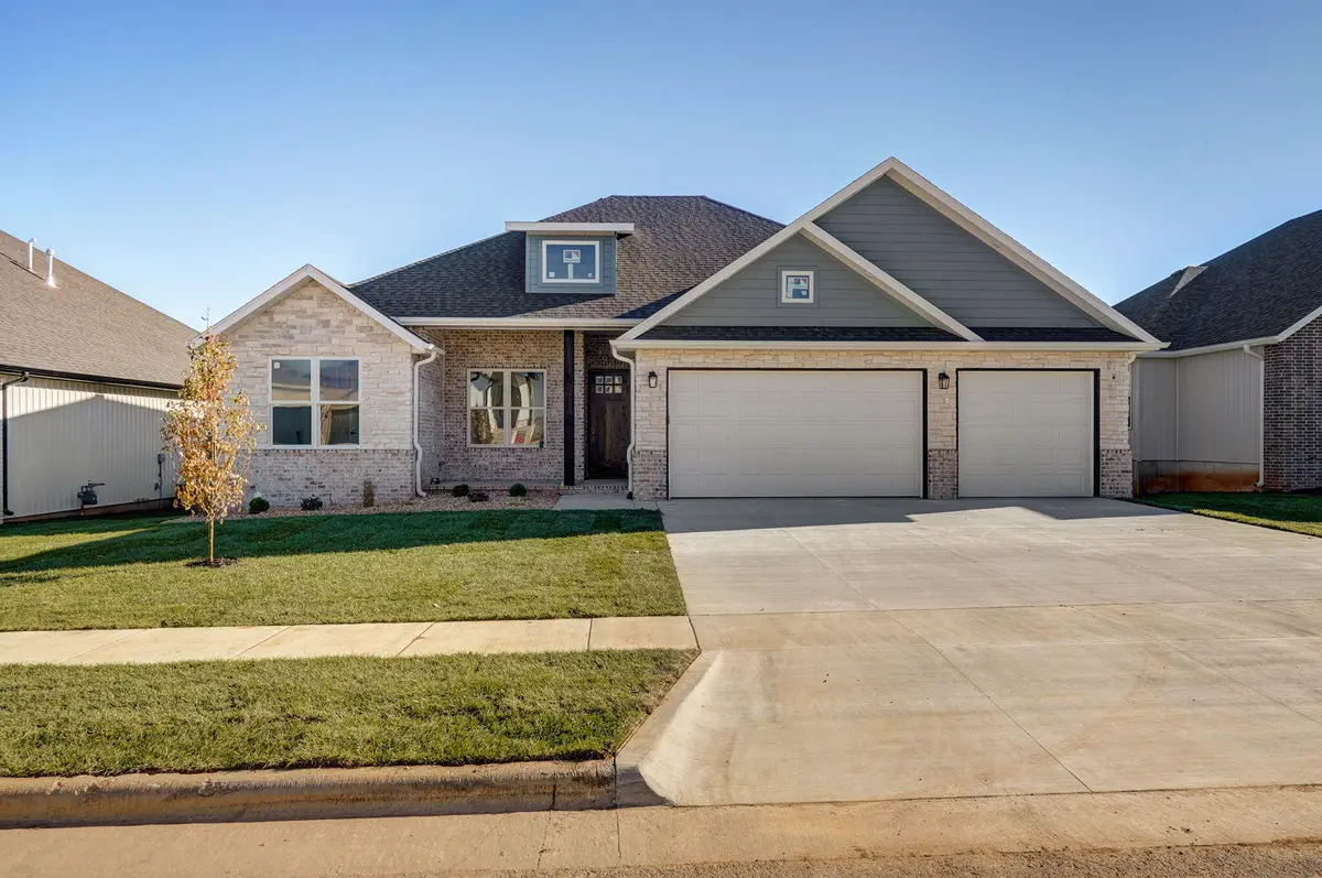 2946 W Teton Drive, Springfield, MO 65810 - Image #1