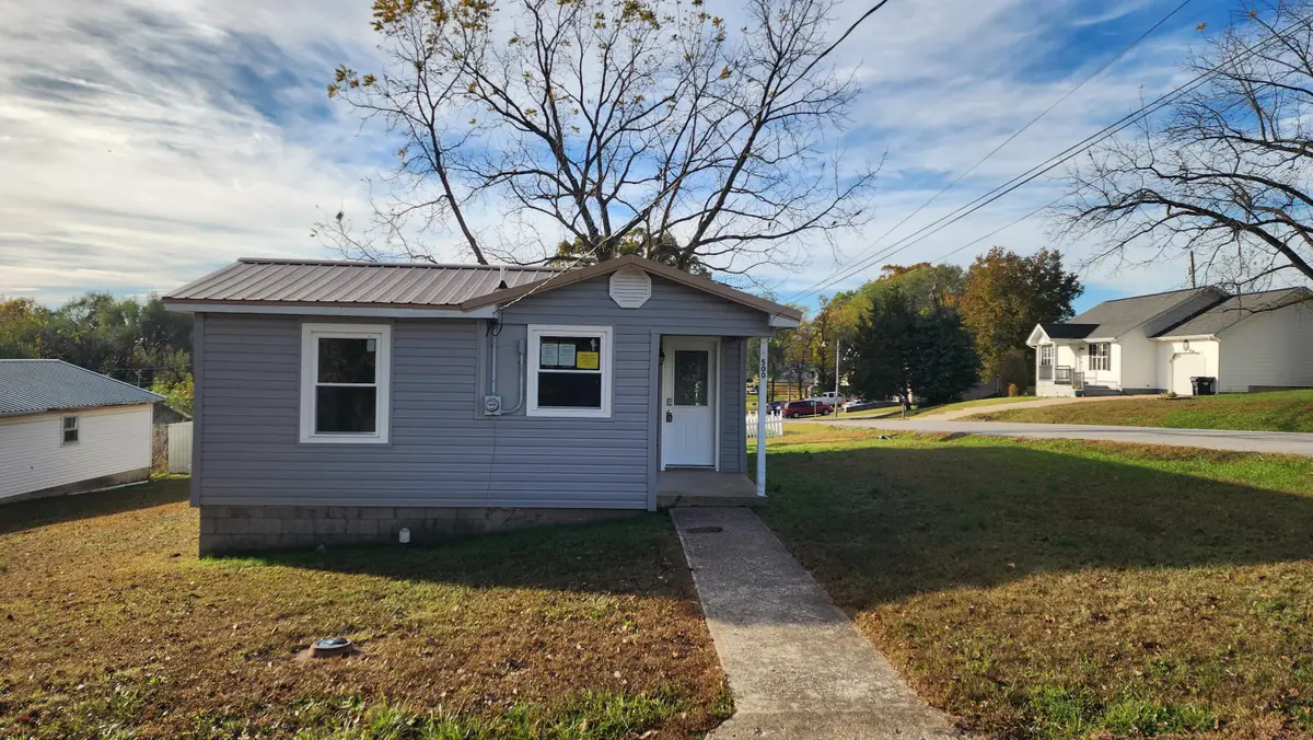 500 E Lincoln Street, Buffalo, MO 65622 - Image #1