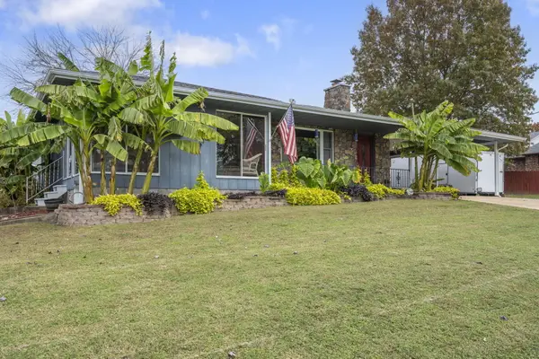 7 Cove Street, Kimberling City, MO 65686