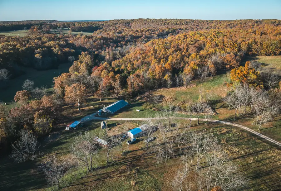 6601 County Line Road, Graff, MO 65660 - Image #2