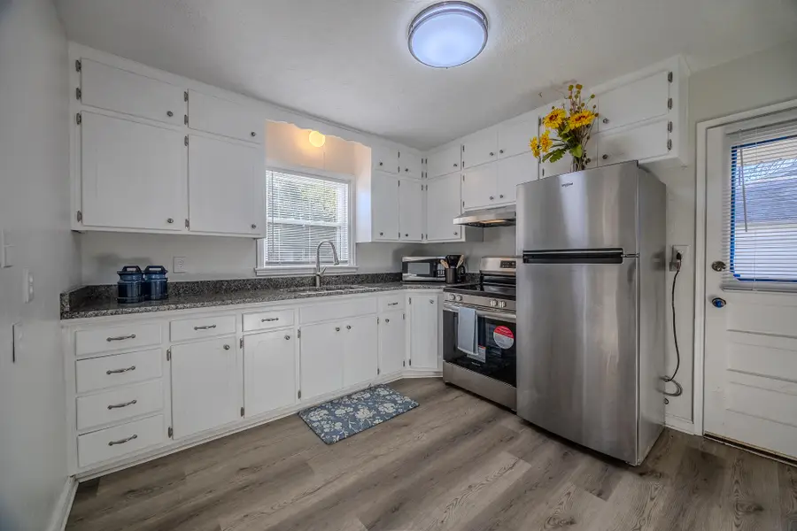 22 Stanwood Drive, Lebanon, MO 65536 - Image #2