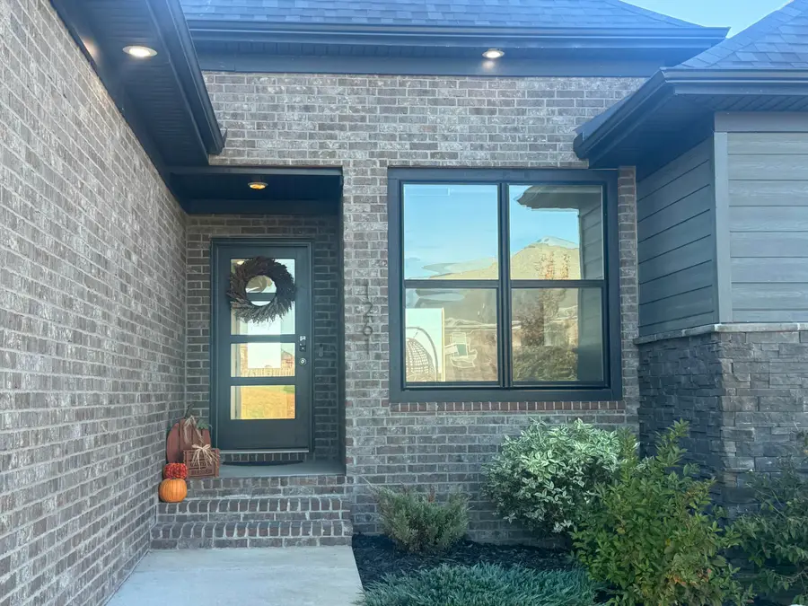 1261 W Sage Court, Springfield, MO 65810 - Image #2