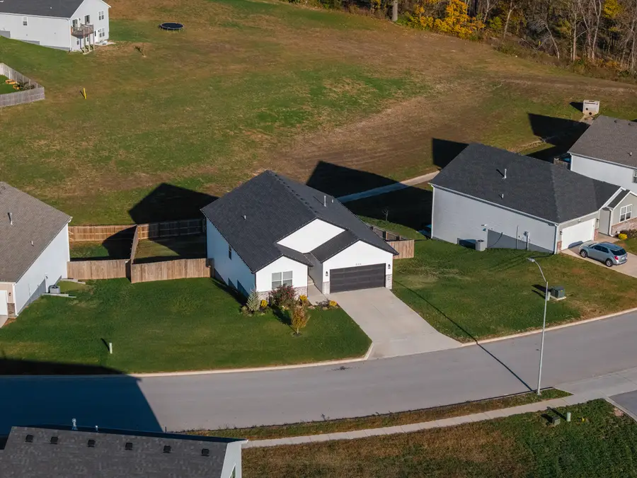 506 N Cheyenne Valley Road, Nixa, MO 65714 - Image #2