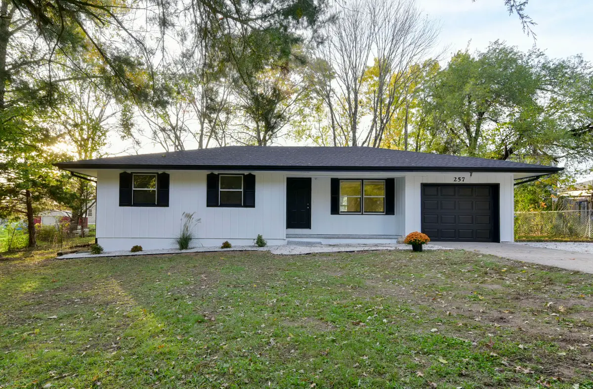 257 Knox Avenue, Hollister, MO 65672 - Image #1