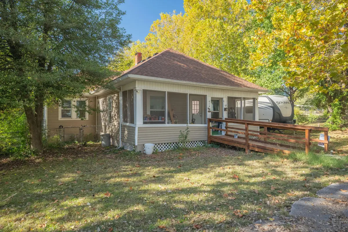 416 N Cass Street, Carterville, MO 64835 - Image #1