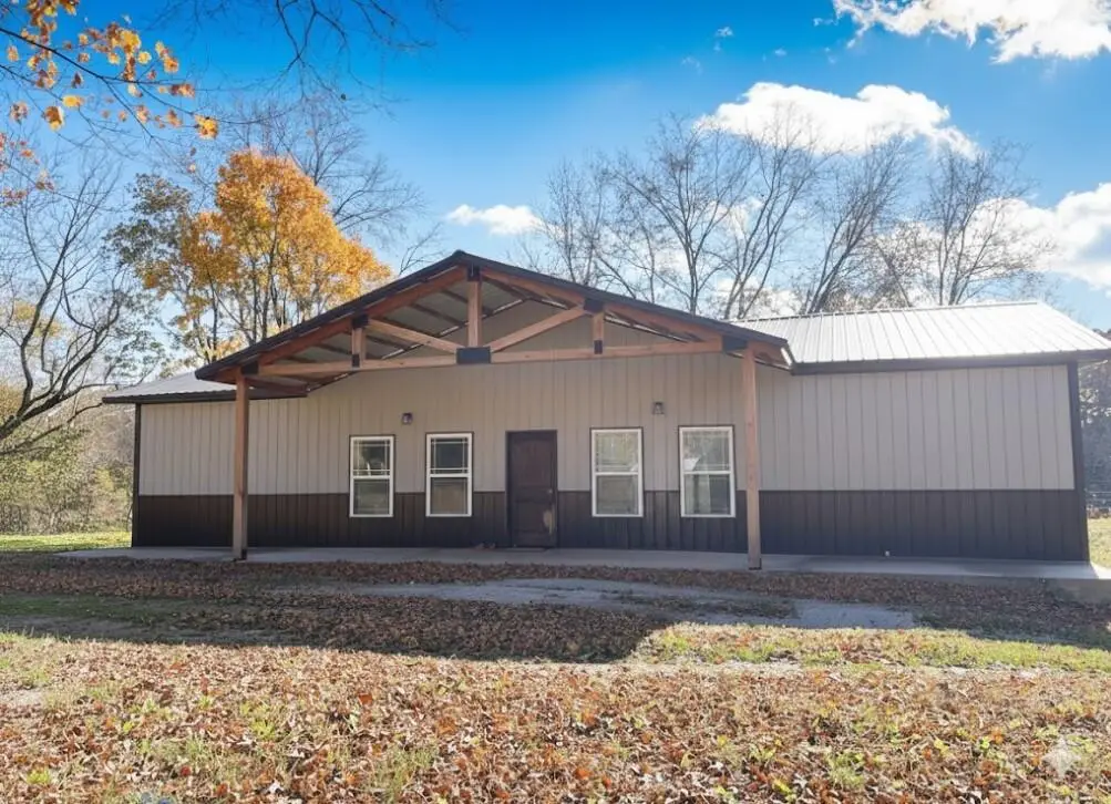 1067 Farm Road 2170, Exeter, MO 65647 - Image #1