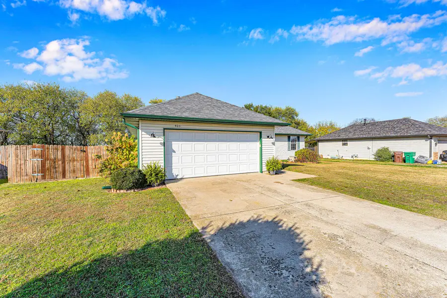 405 N Deer Run, Willard, MO 65781 - Image #2