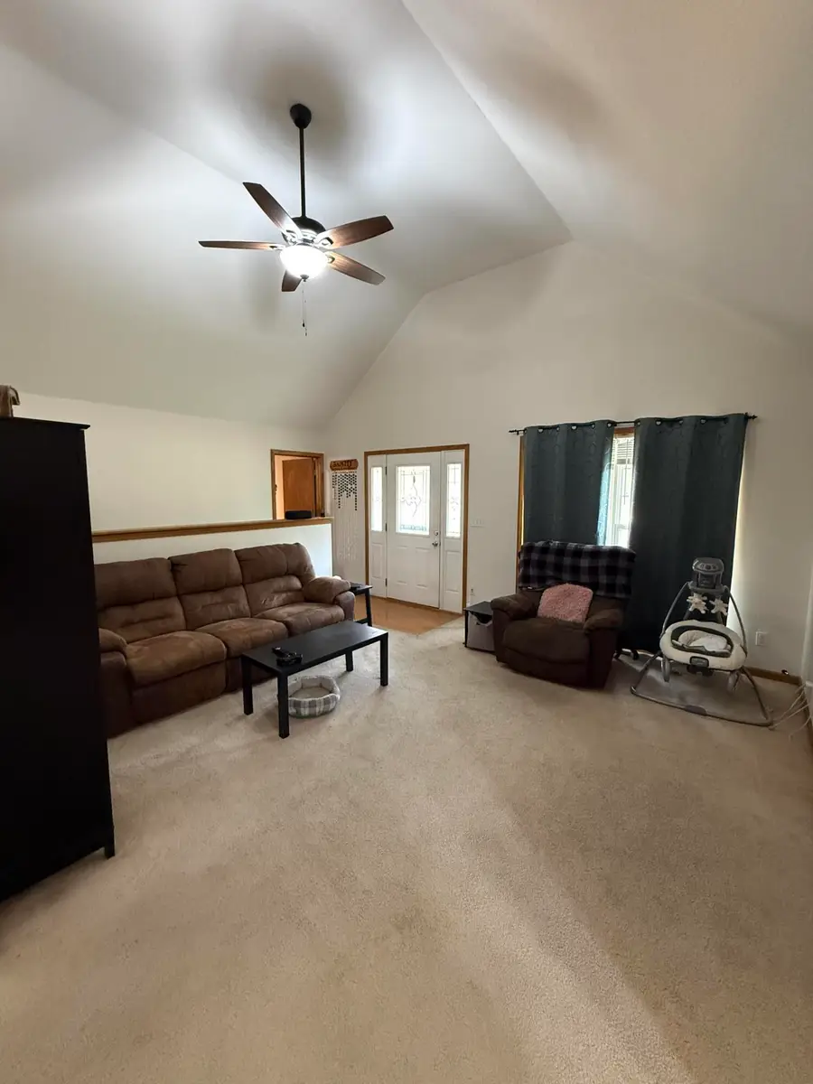 10795 Austin Lane, Plato, MO 65552 - Image #3