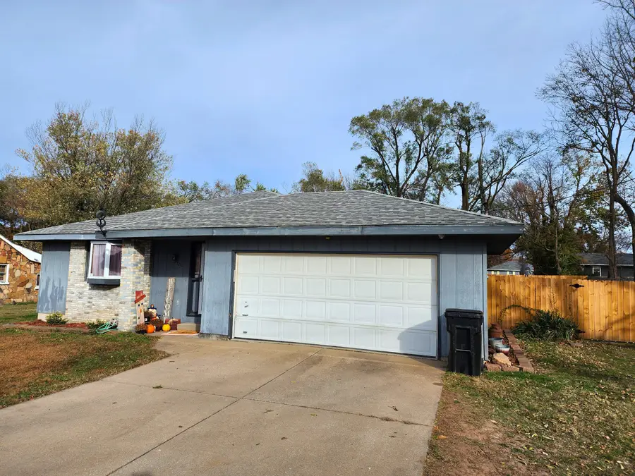 3215 W Calhoun Street, Springfield, MO 65802 - Image #3