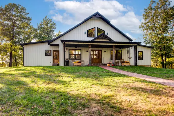 10344 N Farm Rd 149, Pleasant Hope, MO 65725