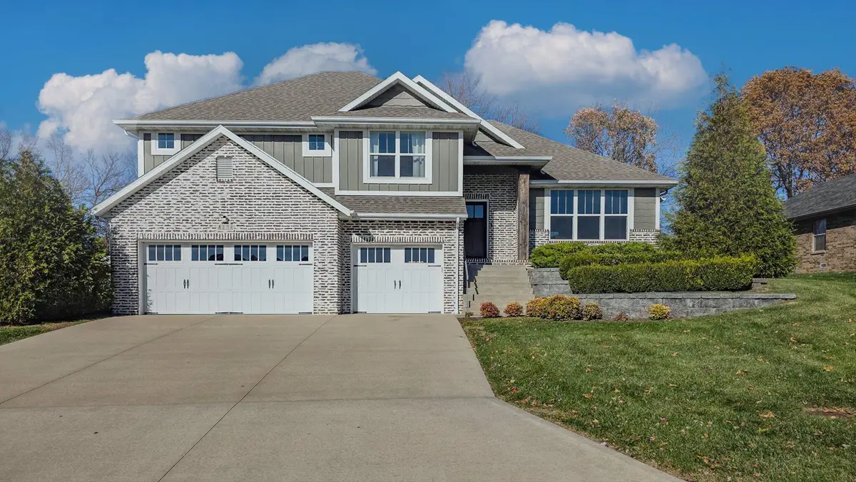 3271 W Caravan Street, Springfield, MO 65803 - Image #1