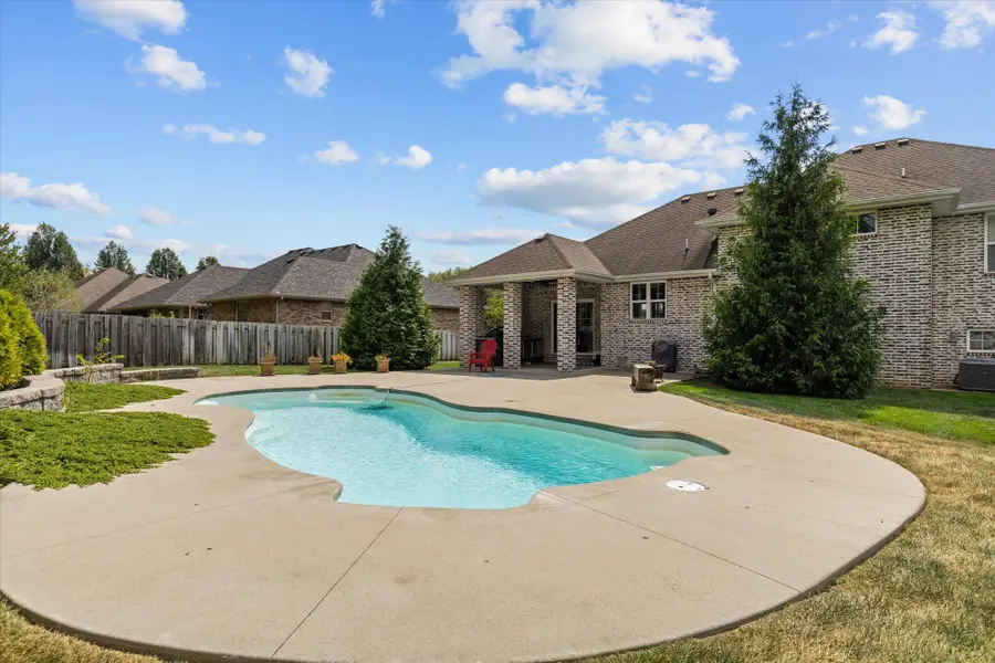 3271 W Caravan Street, Springfield, MO 65803 - Image #2