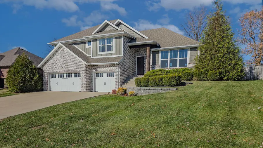 3271 W Caravan Street, Springfield, MO 65803 - Image #3