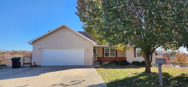 1714 Amy Street, West Plains, MO 65775