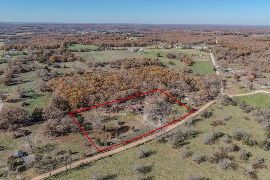 8847 Loring Road, Grovespring, MO 65662 - Image #3