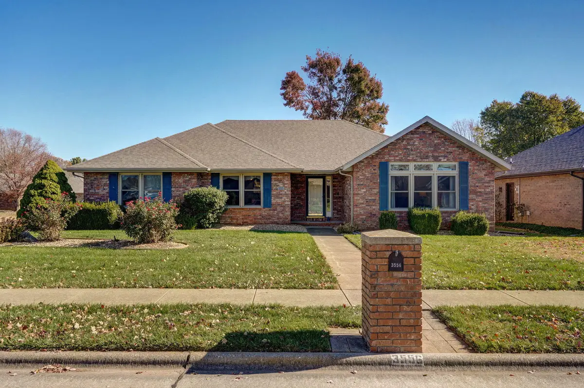 3556 S Swan Avenue, Springfield, MO 65807 - Image #1