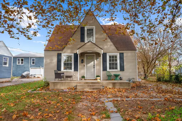 2323 W Walnut Street, Springfield, MO 65806