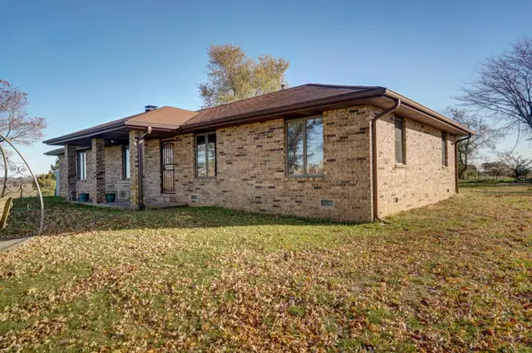 8610 N Farm Road 53, Walnut Grove, MO 65770