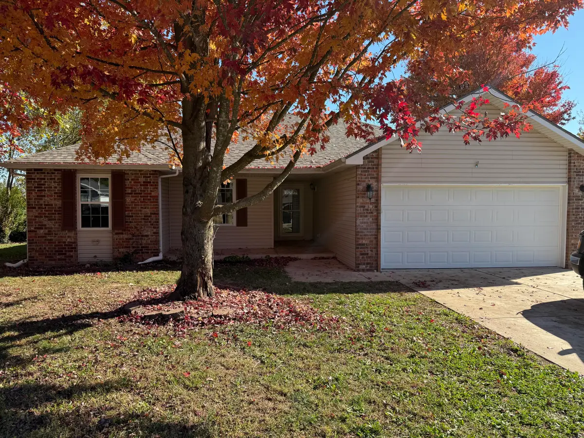 596 Clever Heights Court, Clever, MO 65631 - Image #1