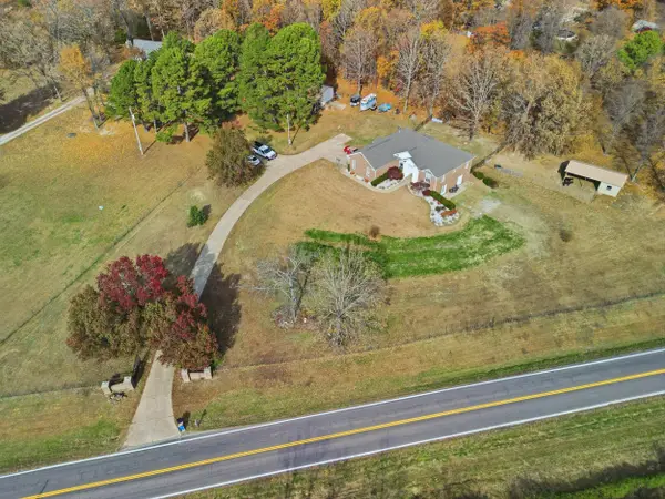 3477 State Route K, West Plains, MO 65775