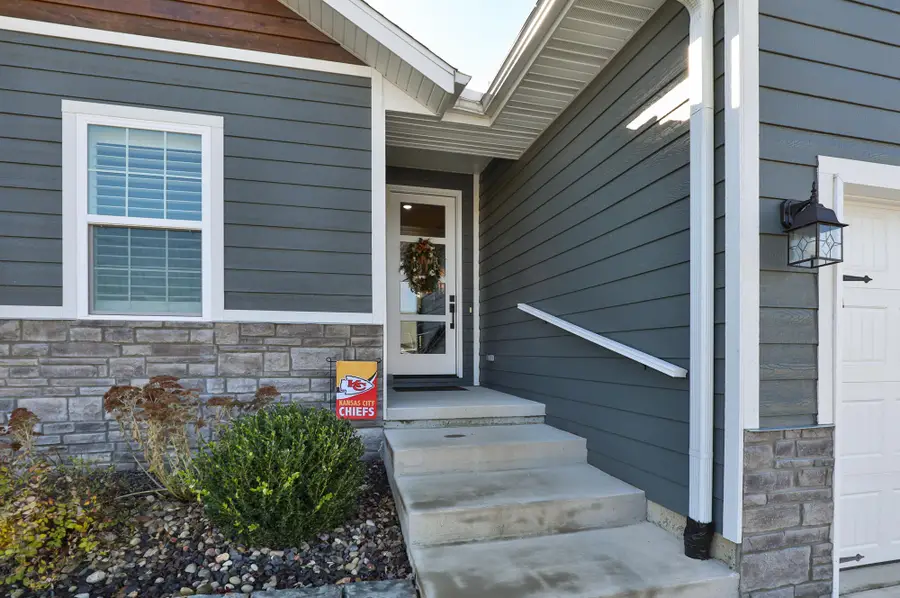 1602 E Silo Ridge Drive, Ozark, MO 65721 - Image #3