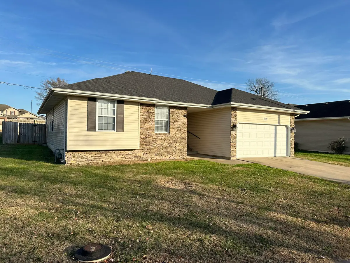 630 N Cottonwood Avenue, Republic, MO 65738 - Image #1