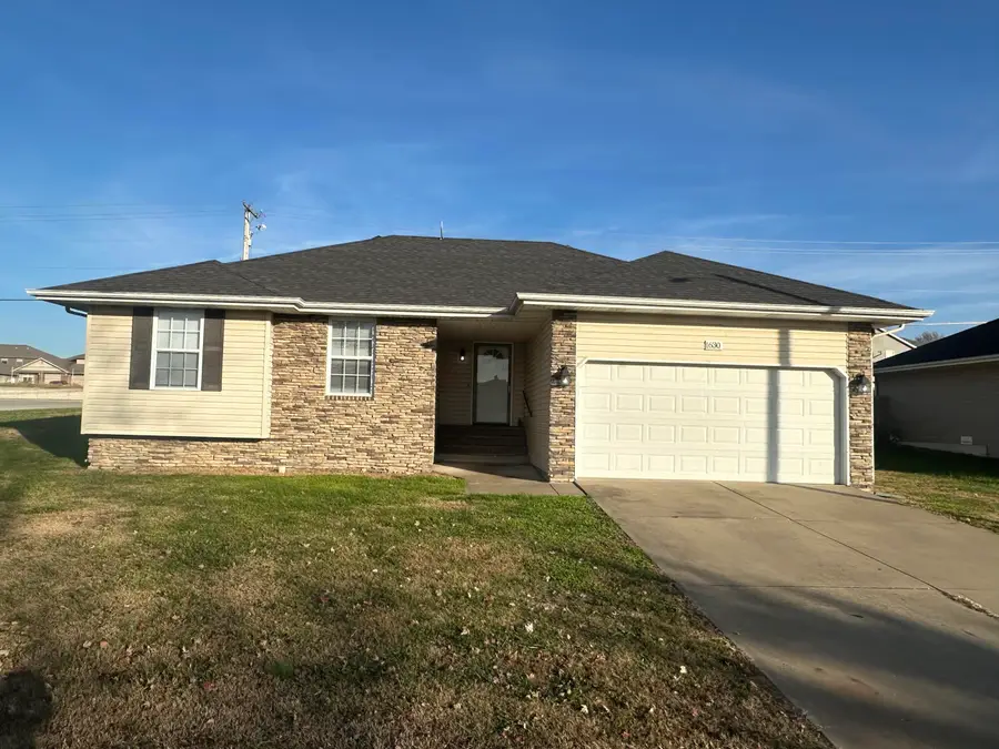 630 N Cottonwood Avenue, Republic, MO 65738 - Image #2