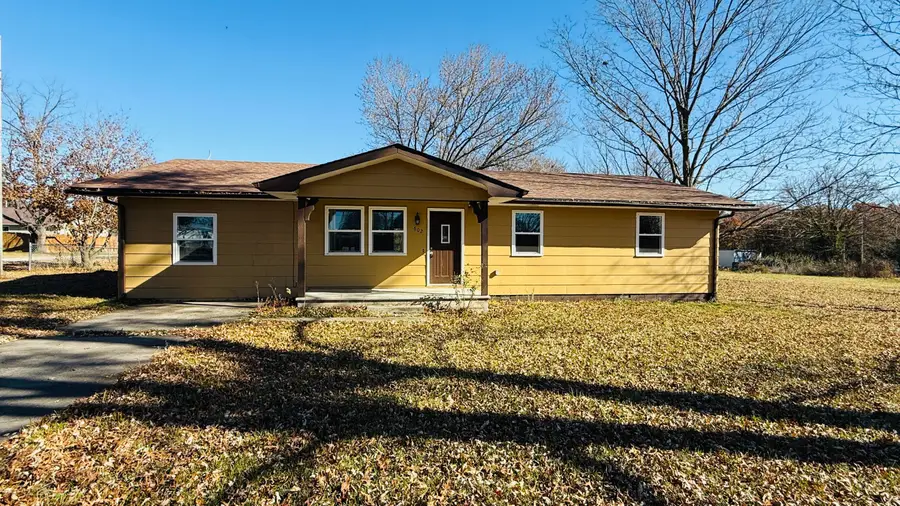 602 S Sarah Street, Humansville, MO 65674 - Image #2