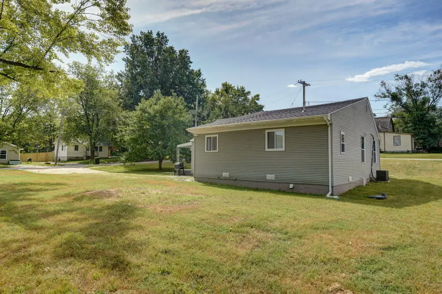 1607 W Belmont Street, Springfield, MO 65802 - Image #2