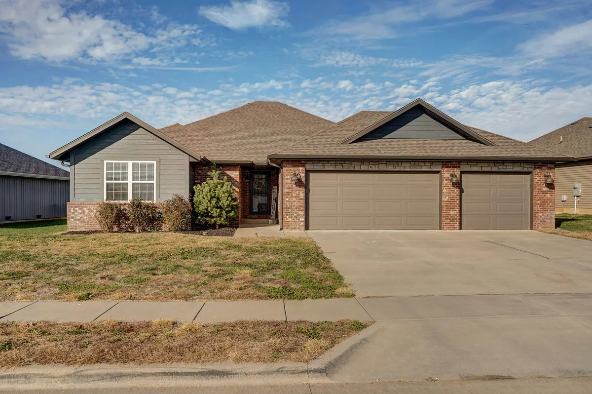 671 E Melton Road, Ozark, MO 65721 - Image #1