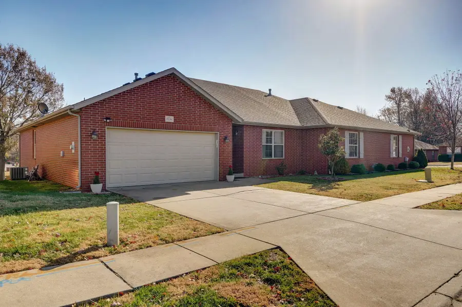 4236 S Shady Lake Avenue, Springfield, MO 65810 - Image #3